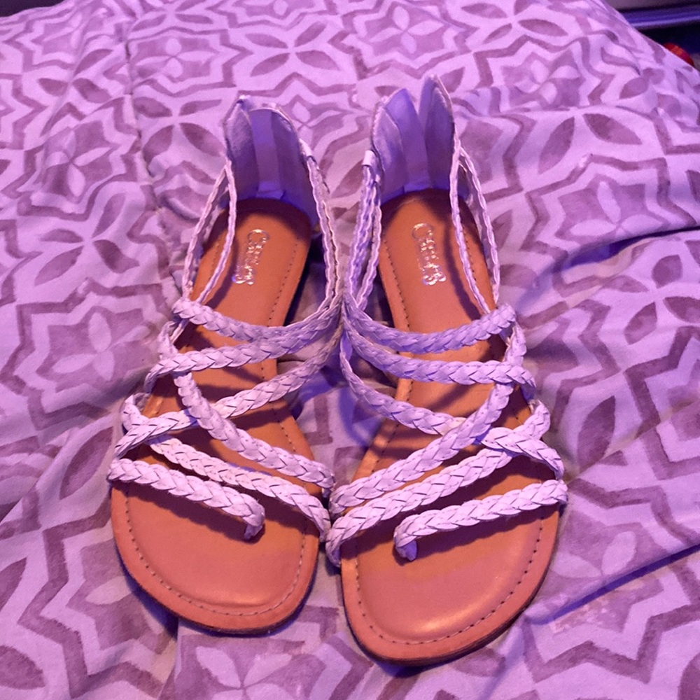 White Sandles